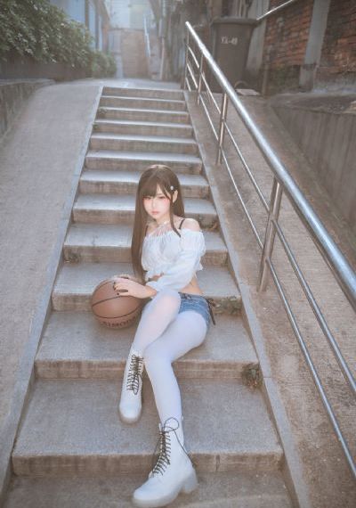 《授她以柄》电视剧免费播放