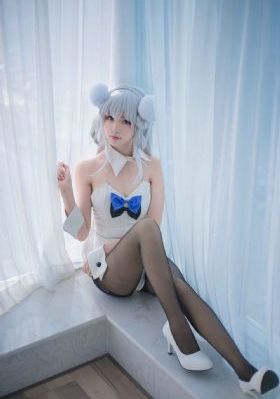 女巨人电影