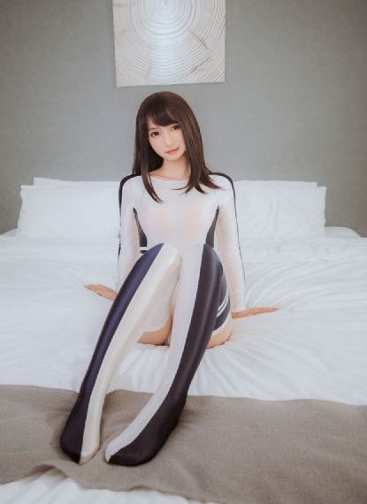 蛇与鞭