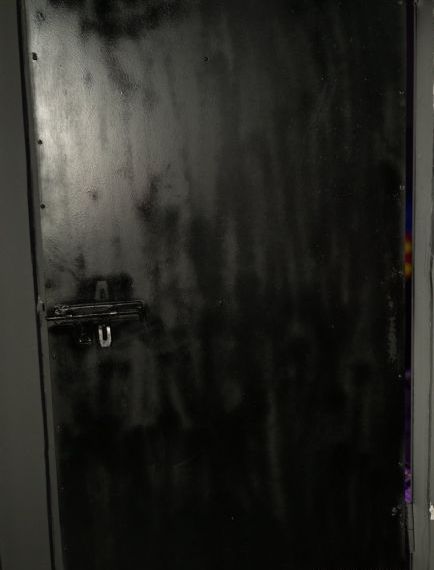 女性黑色蕾丝抹胸开叉短裙拔萝卜