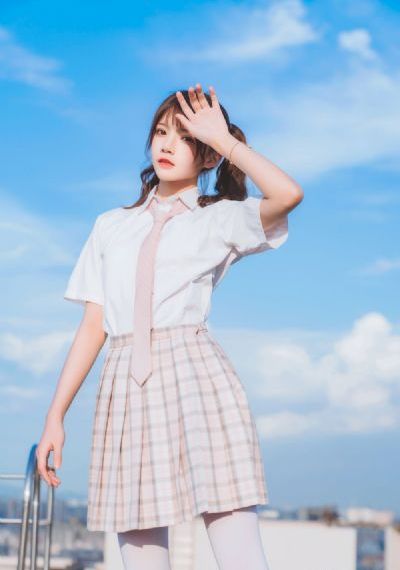 两个校花被校长双伦h