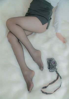 女人脱裤子让男人桶爽在线