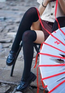 《折腰》电视剧
